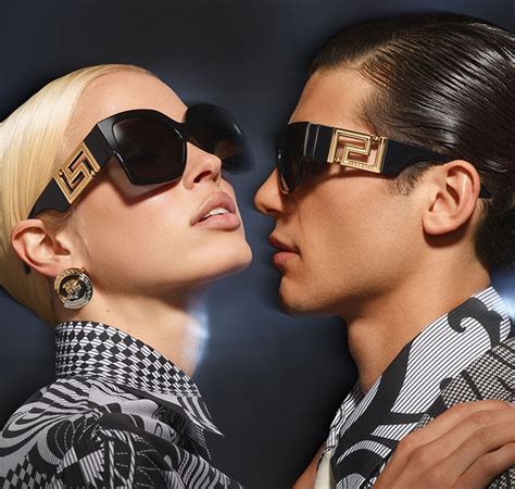 who makes versace eyewear.